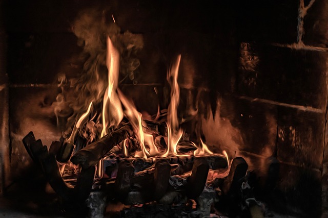 plápolajúci oheň v krbe